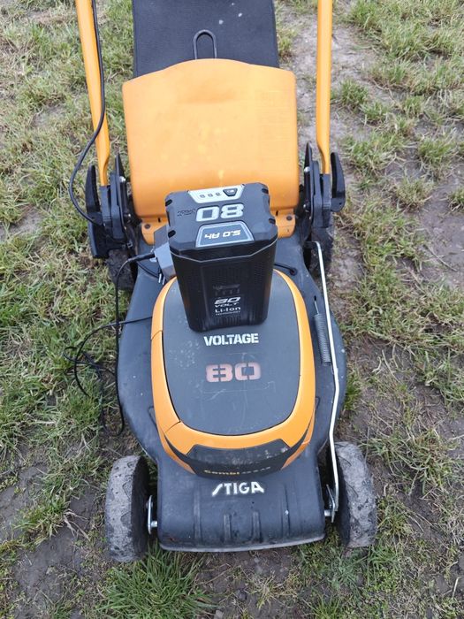 Акумулаторна косачка stiga 80v
