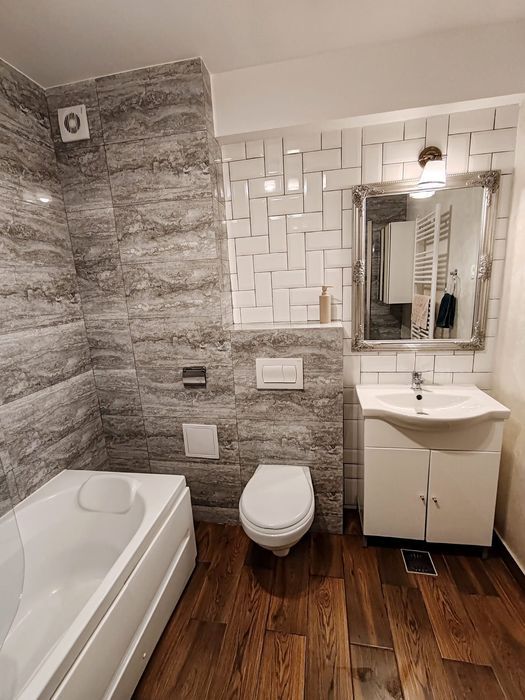 Apartament Bloc Nou (Loc de parcare în proprietate)