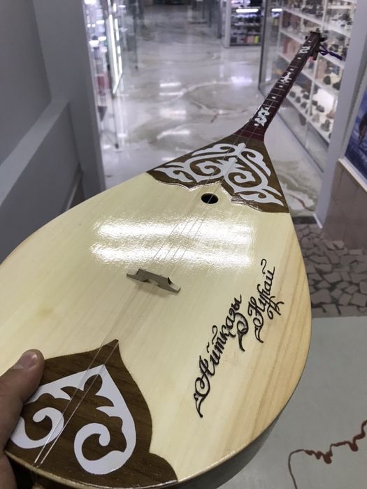 Домбыра Шеберханасы  ЖЕТКІЗУ ТЕГІН!!!