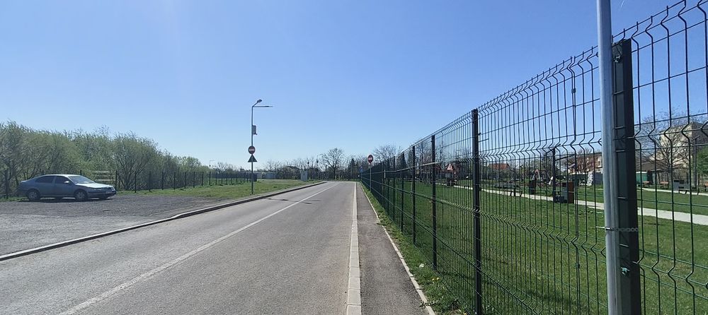 Noul Parc*Băniei, Teren intravilan,ACCES 3drumuri asfaltate, utilități