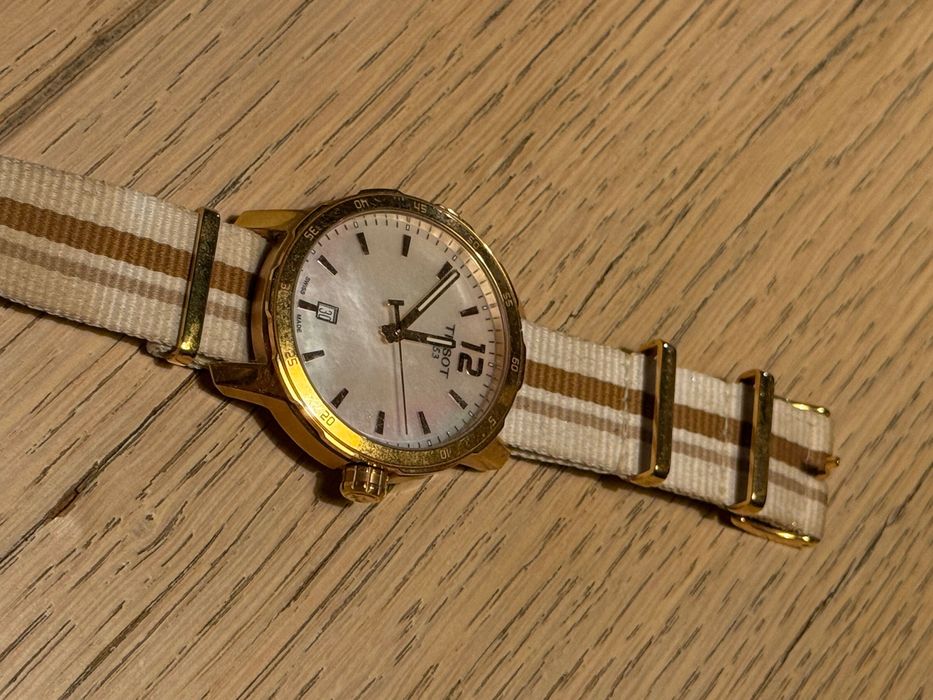 Лимитирана серия часовник Tissot Rose Gold & Pearl с 3 каишки