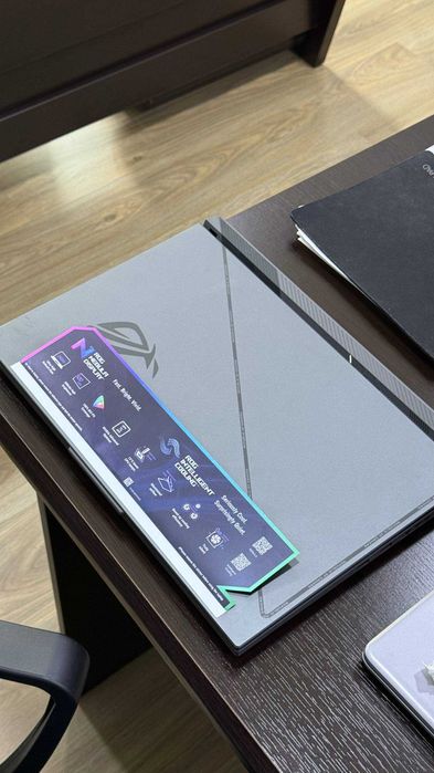 ASUS ROG G18 i7-13650HX/16GB DDR5/1TB SSD/RTX 4060 8GB/18” 240Hz