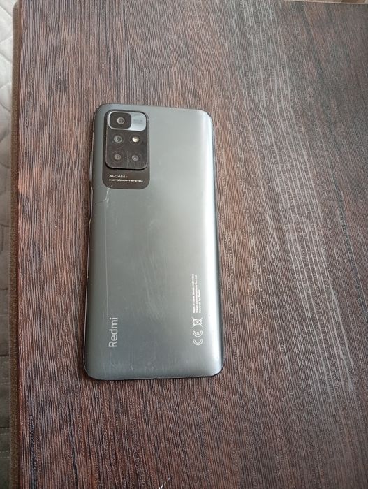 Продам редми нот 10