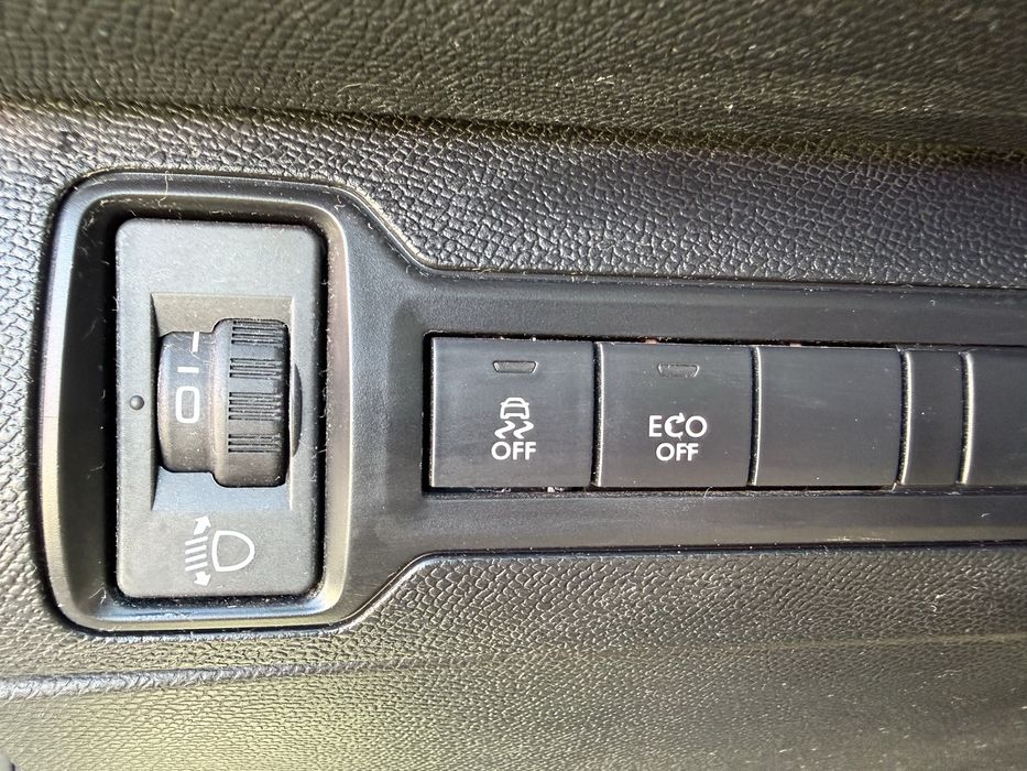 Peugeot 308 2015 Panoramic Euro 6