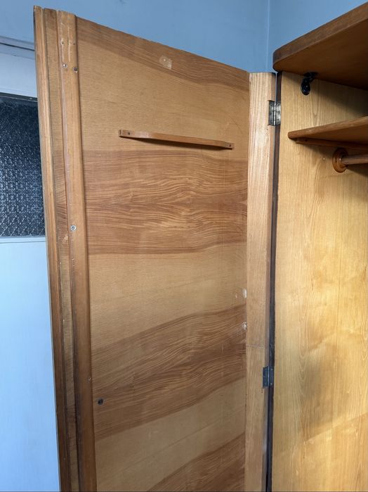 Гардероб ретро дървен  - 4 врати