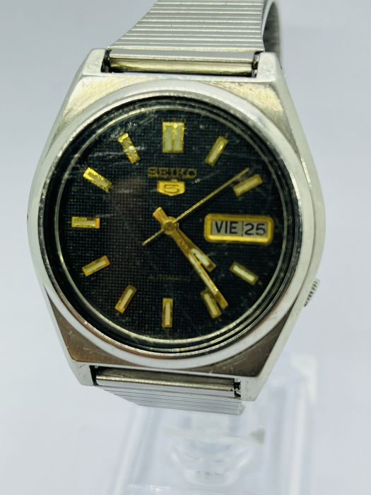 Seiko 5   Automatic