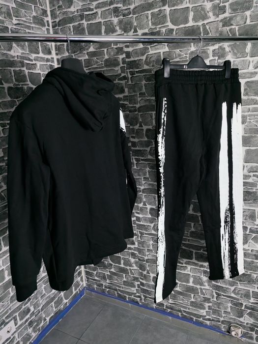 Yohji Yamamoto Y-3 екип