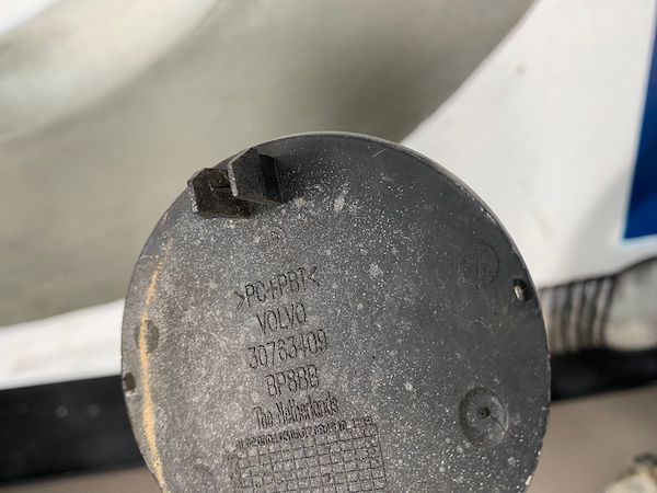 Capac tractare bara fata Volvo XC60 2009-2013 30763409