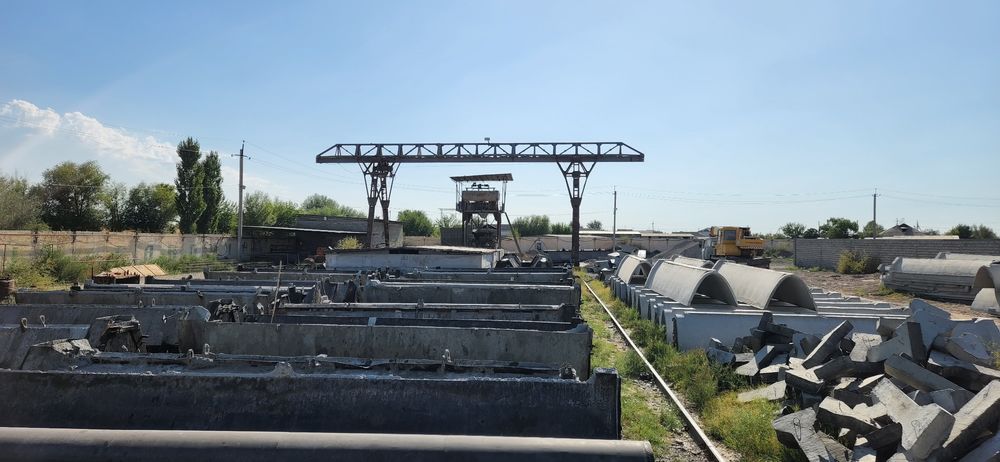 Козловой кран 10 тонналик холати зур ишлаб турибди