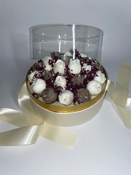 Flori ceară aranjamente