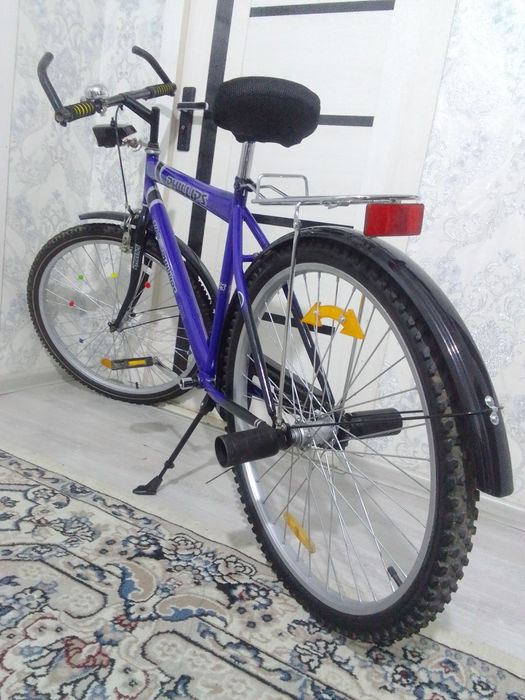 Zor 26 razmer veli sotiladi.