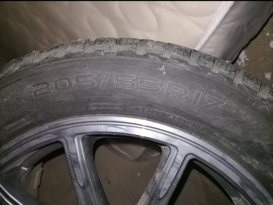 Зимние шины с дисками (комплект)