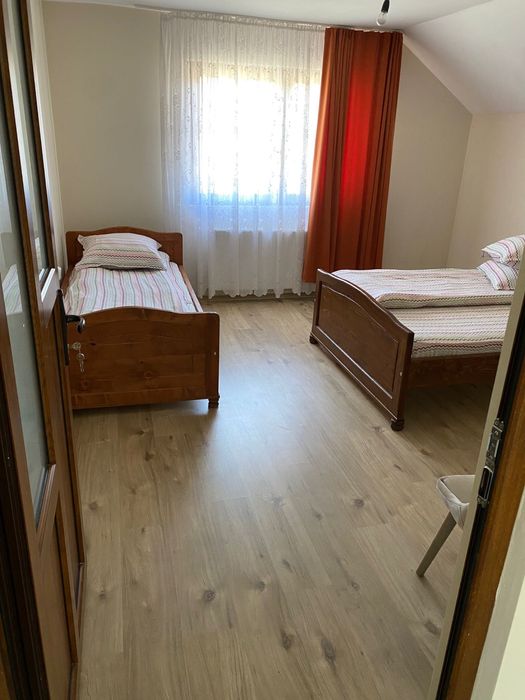 Cabana de inchiriat 30 pers ciubar si piscina incalzita