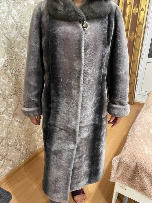 Продам нутриевую шубу