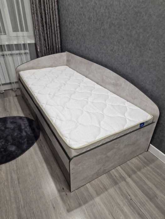 Кровать односпальная