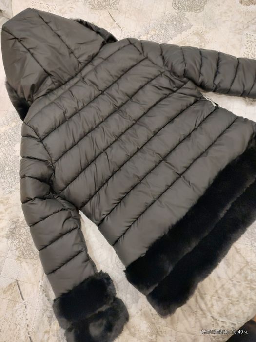 Дамско яке  FEIFA