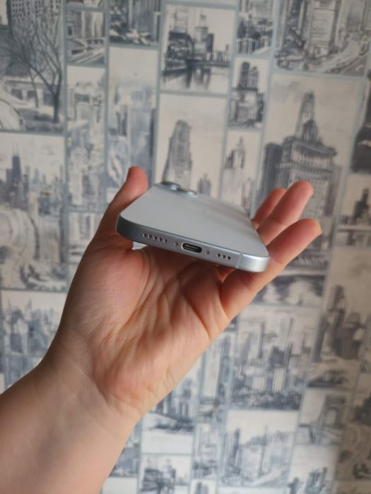 Iphone 15 256Gb ideal