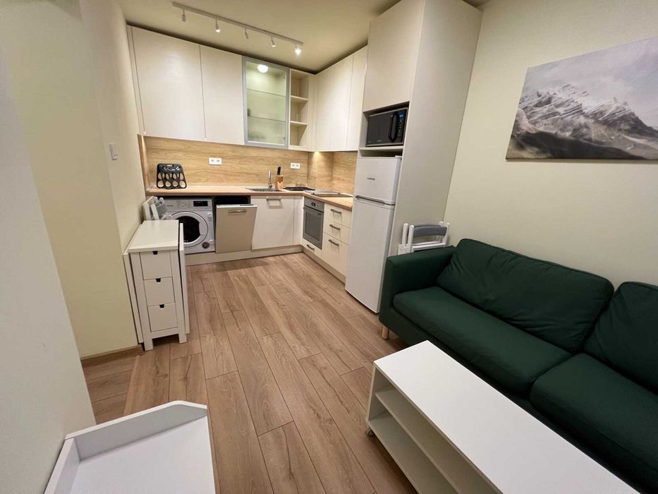 Дава се под наем Двустаен апартамент в София, Лозенец - 84 кв.м за 459 € - Снимка #3