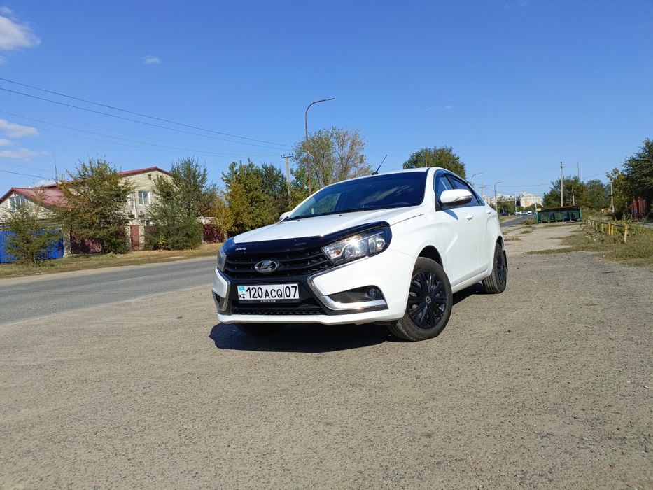 Продам ладу Весту