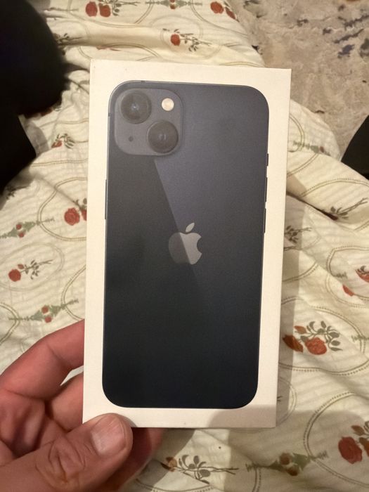 Iphone 13 продам в хорошем состояний