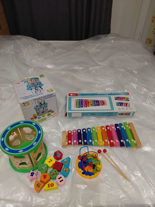 Продам развивающие игрушки