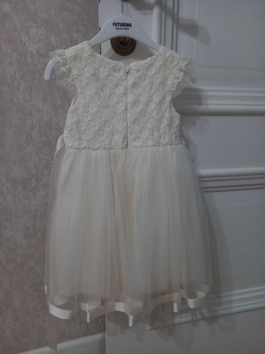 Нарядное платье для девочек