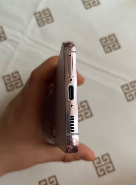 Samsung Galaxy S23 256GB – отличен, много запазен