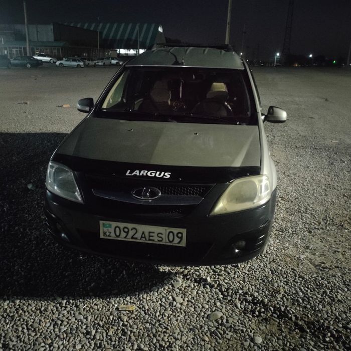 Ваз Lada Largus 2015г