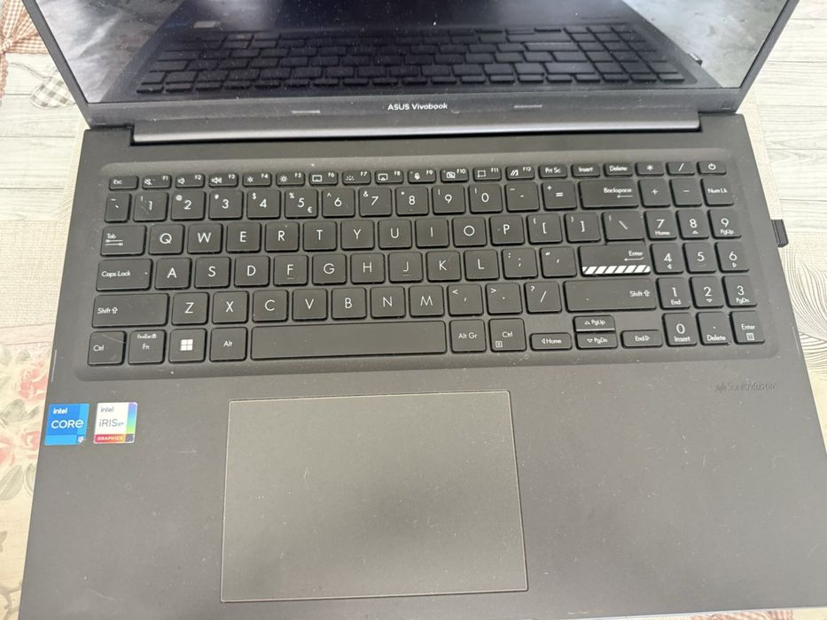 Asus vivobook лаптоп