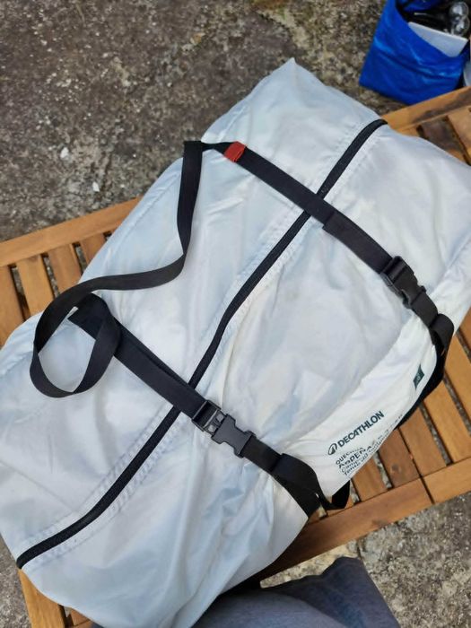 Голяма 6-местна палатка Decathlon Arpenaz 6.3 (Fresh&Black)