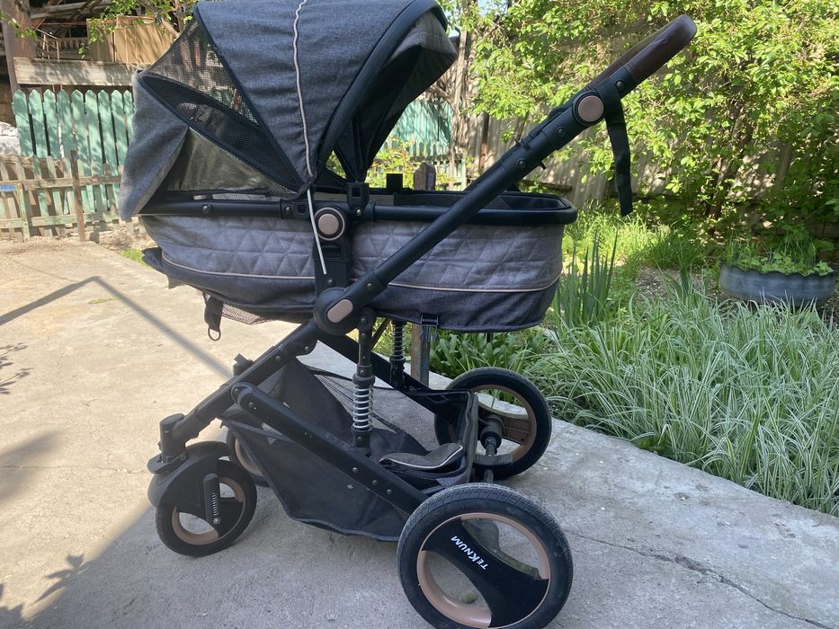 Коляска детская с автокреслом