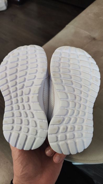 Adidas copii marimea 22