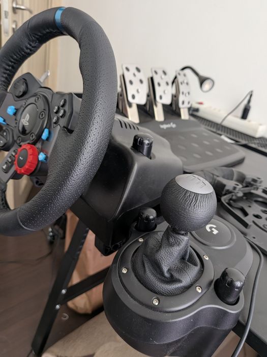Volan Logitech G29 + Schimbator + volan F1 printat 3D