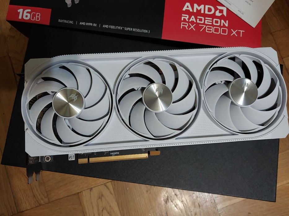 RX 7800XT 16GB - AsRock Challenger, Acer Predator