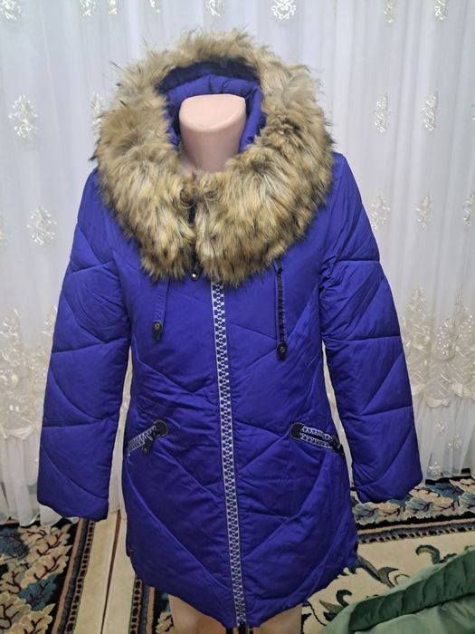 Курткалар сотилади янги кийилмаган