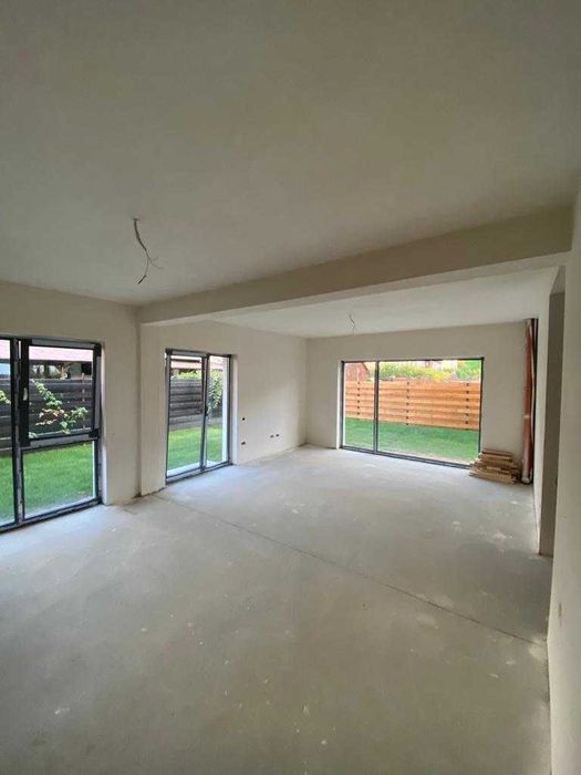 Dezvoltator - zona Parc Poligon - 120 mp - 235.000 euro