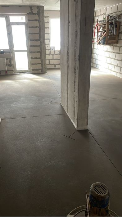 Стяжка пола недорога