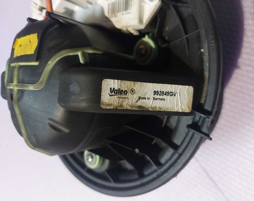 Ventilator aeroterma BMW E81 E82 E87 E88 E90 – E93 E84 E89 Cod 6933663