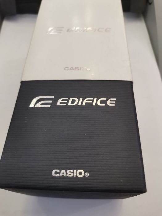 Ceas Casio Edifice EFV-100D-1AVUEF impecabil, cutie originala