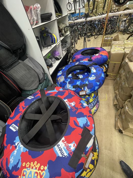 Зимние тюбинги, ватрушки, санки