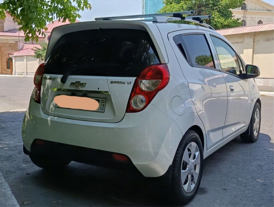 Spark ideal holatda sotiladi