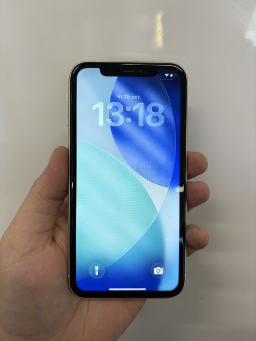 Продам iPhone 11 - 128Gb