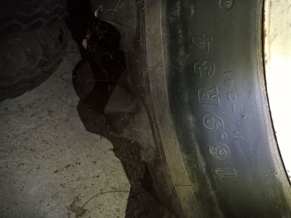 Roti tractor 16.9 R34 Fiat