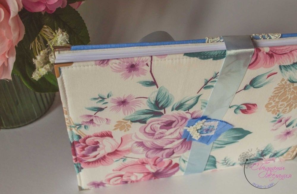 Сватбен албум - подарък за младоженци