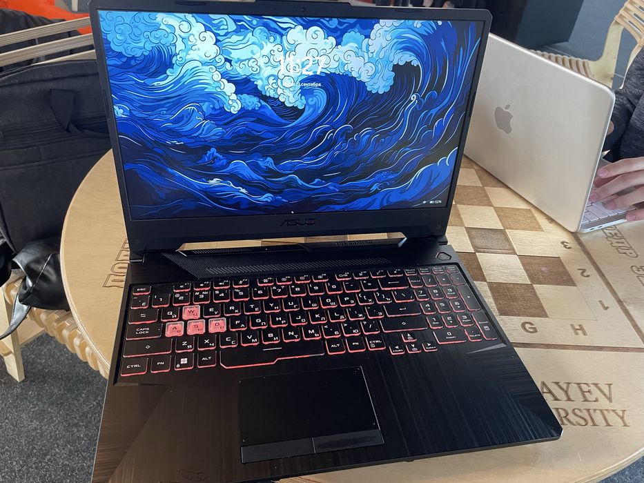 Asus TUF F15 RTX2050