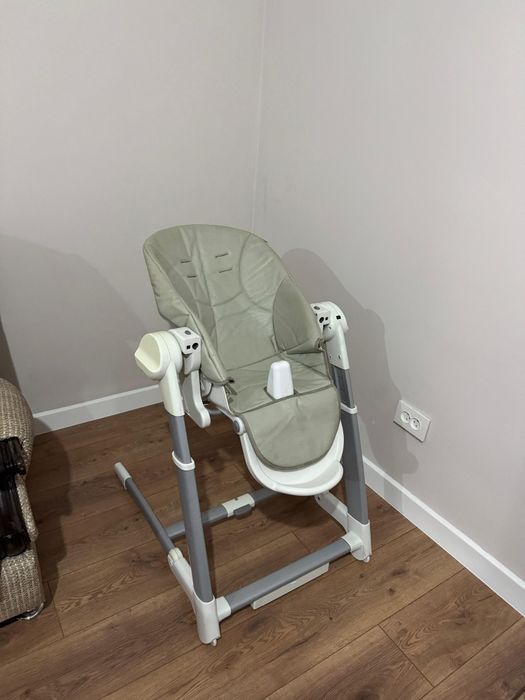 Продам стульчик транформер