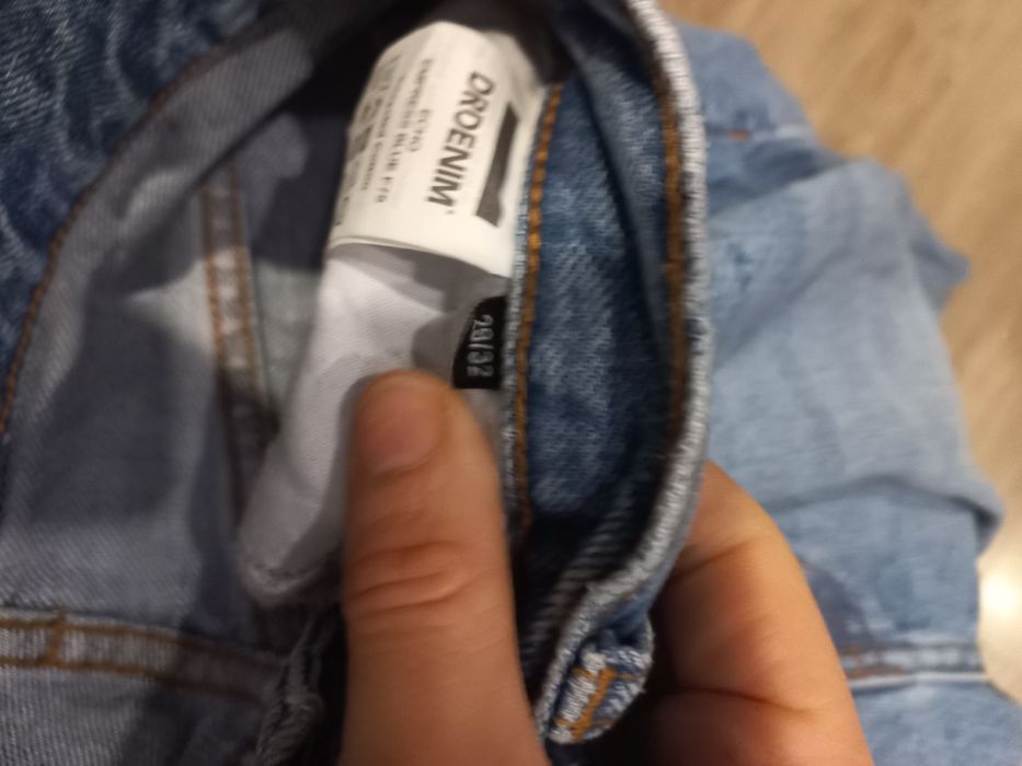 Дънки с широк крачол