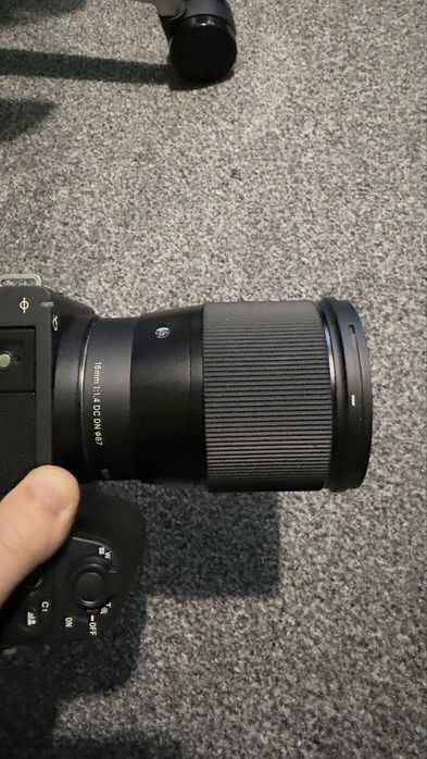 Sigma 16mm f1.4 DC E-mount обектив (Ползван 3 пъти)