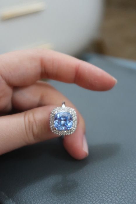 Кольцо Swarovski