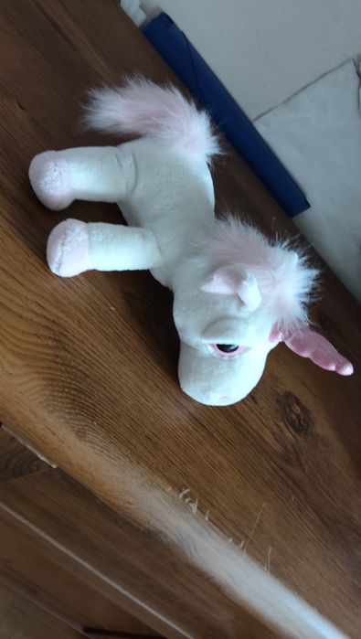 Игрушка единорог из Marwin